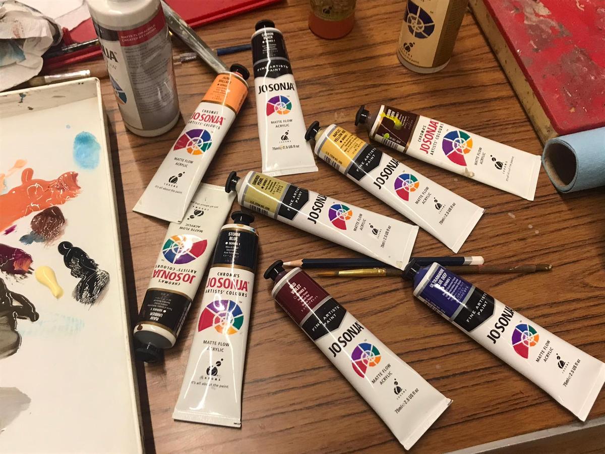 February – Edwin demonstrated how to master the art of skies in acrylics